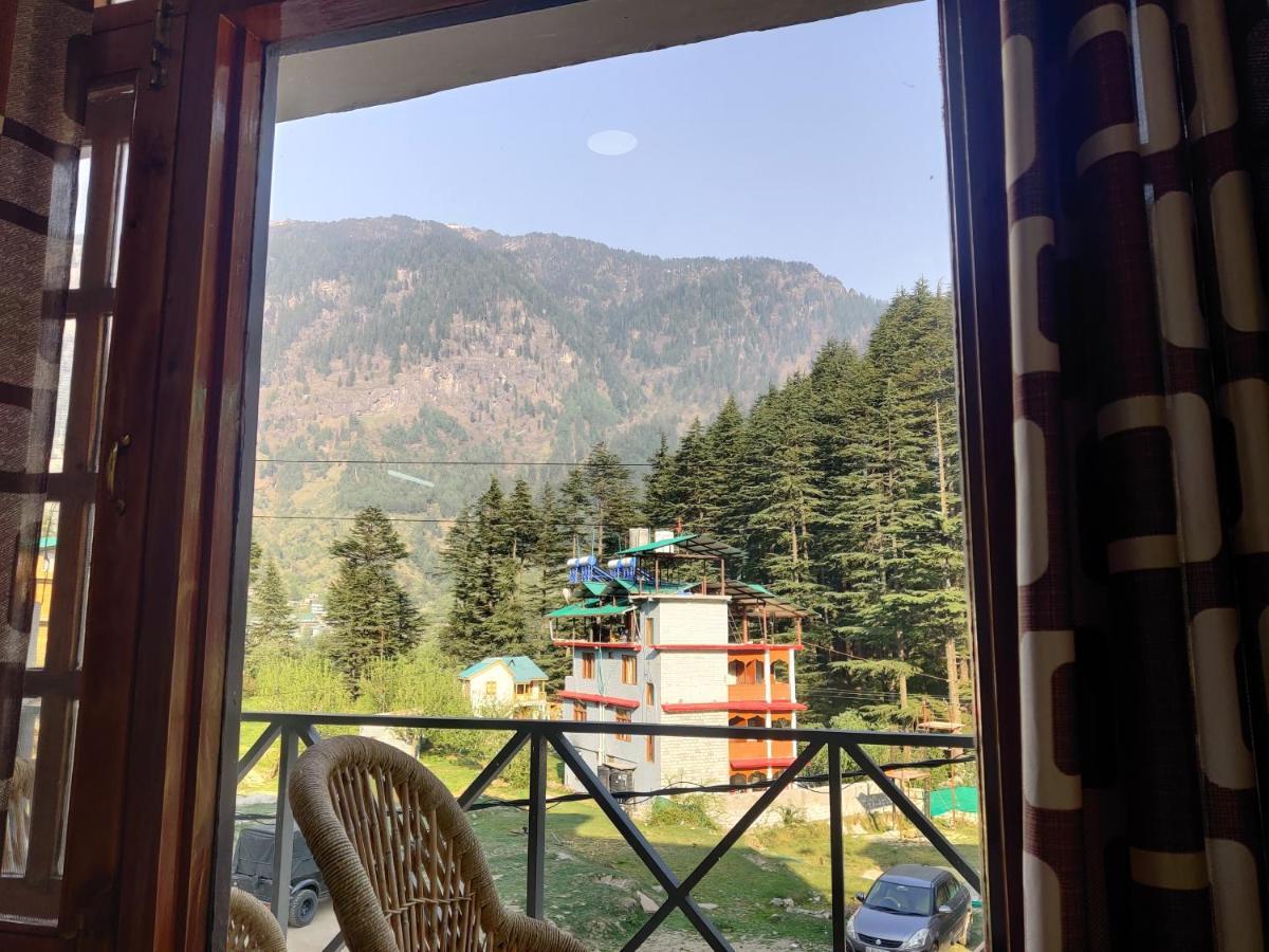 Hadimba Way - Rated And Awarded In !! Balcony होटल